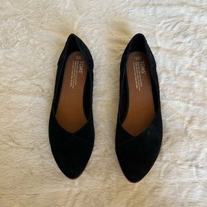 TOMS Jutti Black Suede